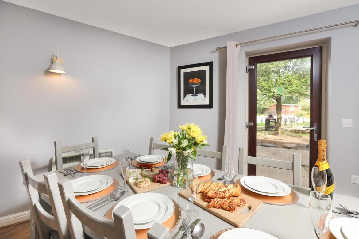 Hopton Cottage - Darwin Lake Holiday Village Μάτλοκ Εξωτερικό φωτογραφία